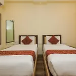 FabHotel Divine Residency